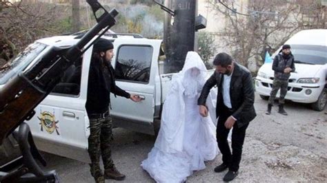 S­i­l­a­h­l­a­r­ı­n­ ­g­ö­l­g­e­s­i­n­d­e­ ­T­ü­r­k­m­e­n­ ­d­ü­ğ­ü­n­ü­ ­-­ ­Y­a­ş­a­m­ ­H­a­b­e­r­l­e­r­i­
